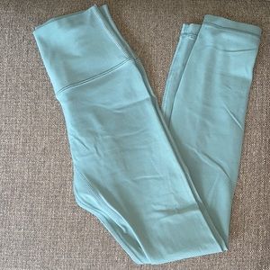 NWOT never worn LULULEMON align leggings